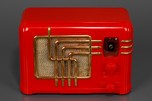 Striking Fada 254RG ’Coloradio’ Radio in Chinese Red Plaskon with Gold Trim